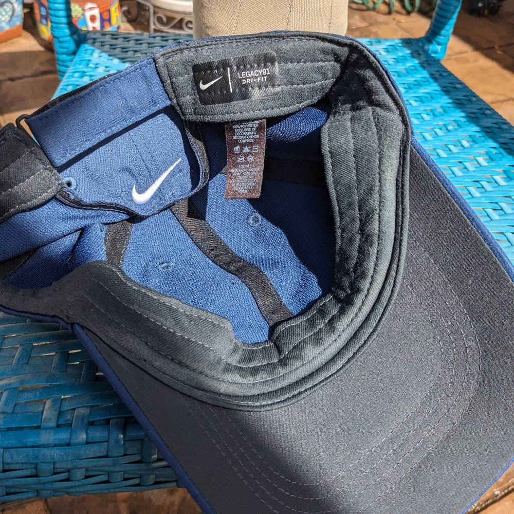 Nike cap - Picture 3 of 5